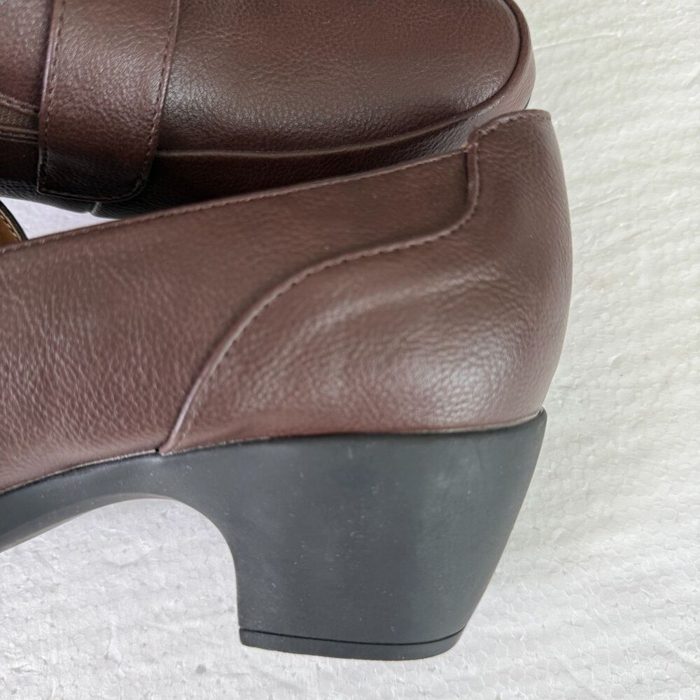 Size 9.5WW - Comfortview Women's The Maya Slip On Shootie Brown - Picture 6 of 9